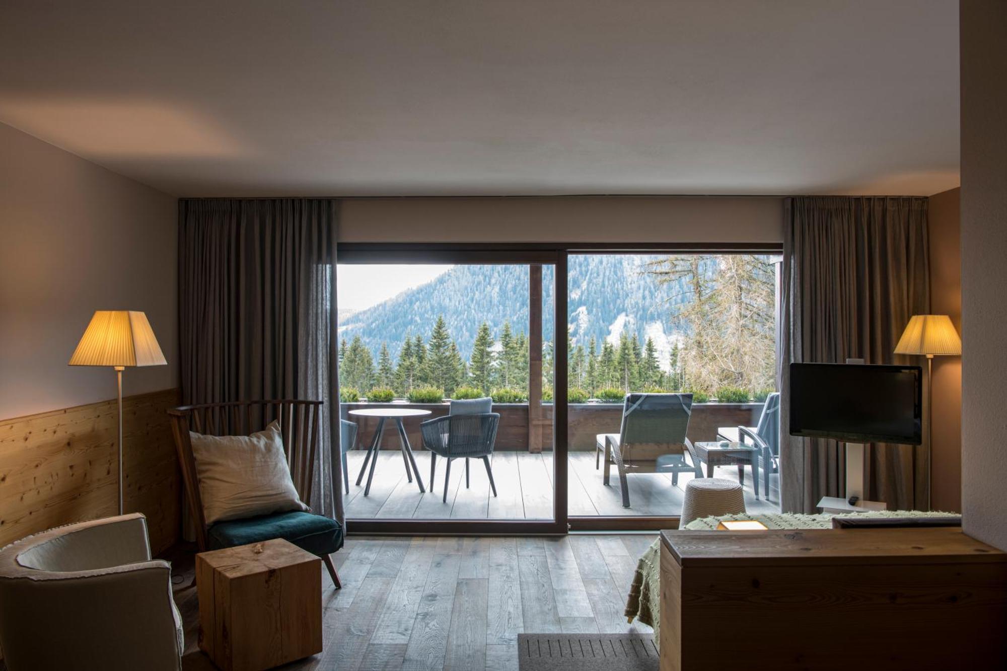 Terra - The Magic Place Relais & Chateaux Sarentino Luaran gambar